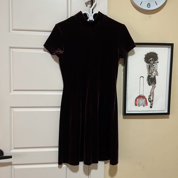 Party Dress - Picture 2 of 4